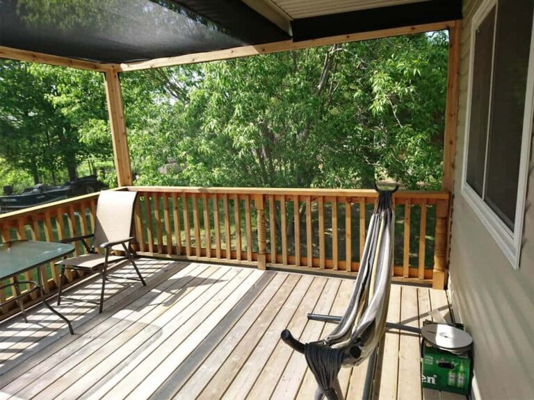 Screened In Deck: The Complete Guide to Design, Benefits, and Real-World Applications