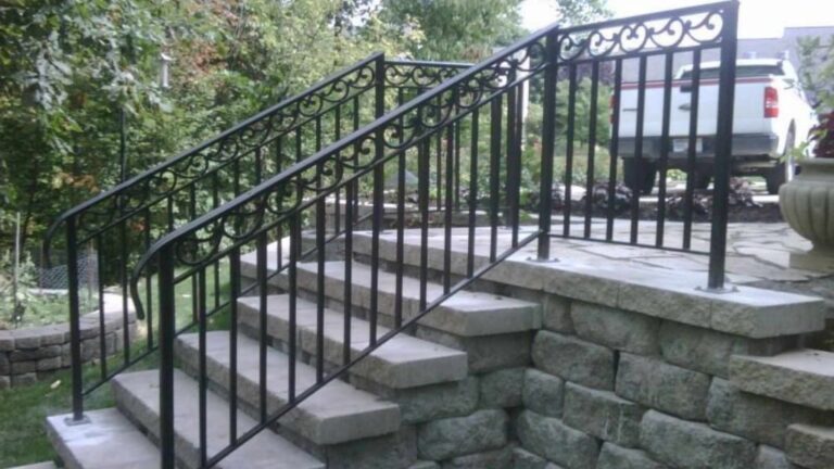 Outdoor Stair Railings: Comprehensive Guide to Materials, Designs, Benefits, and Real-World Applications